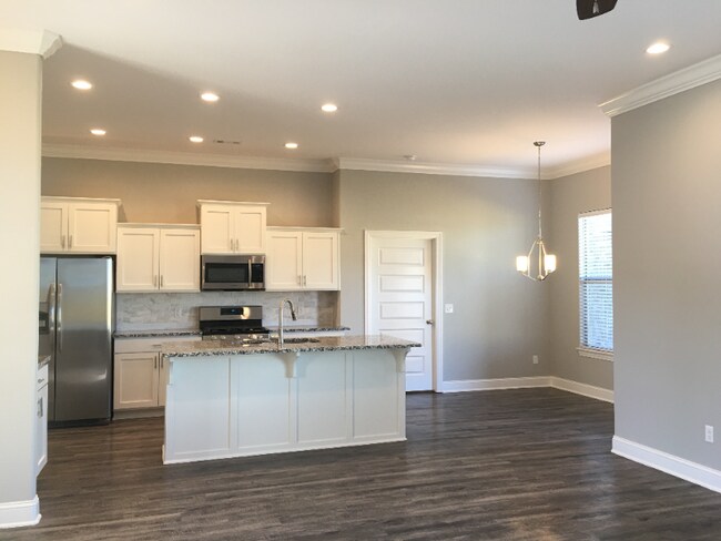 Building Photo - 550 N Greylag Way