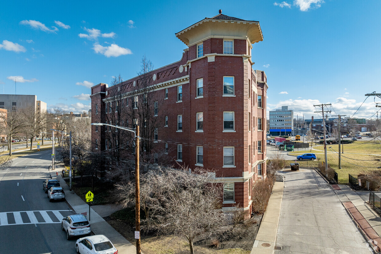 Primary - Parkside Dwellings