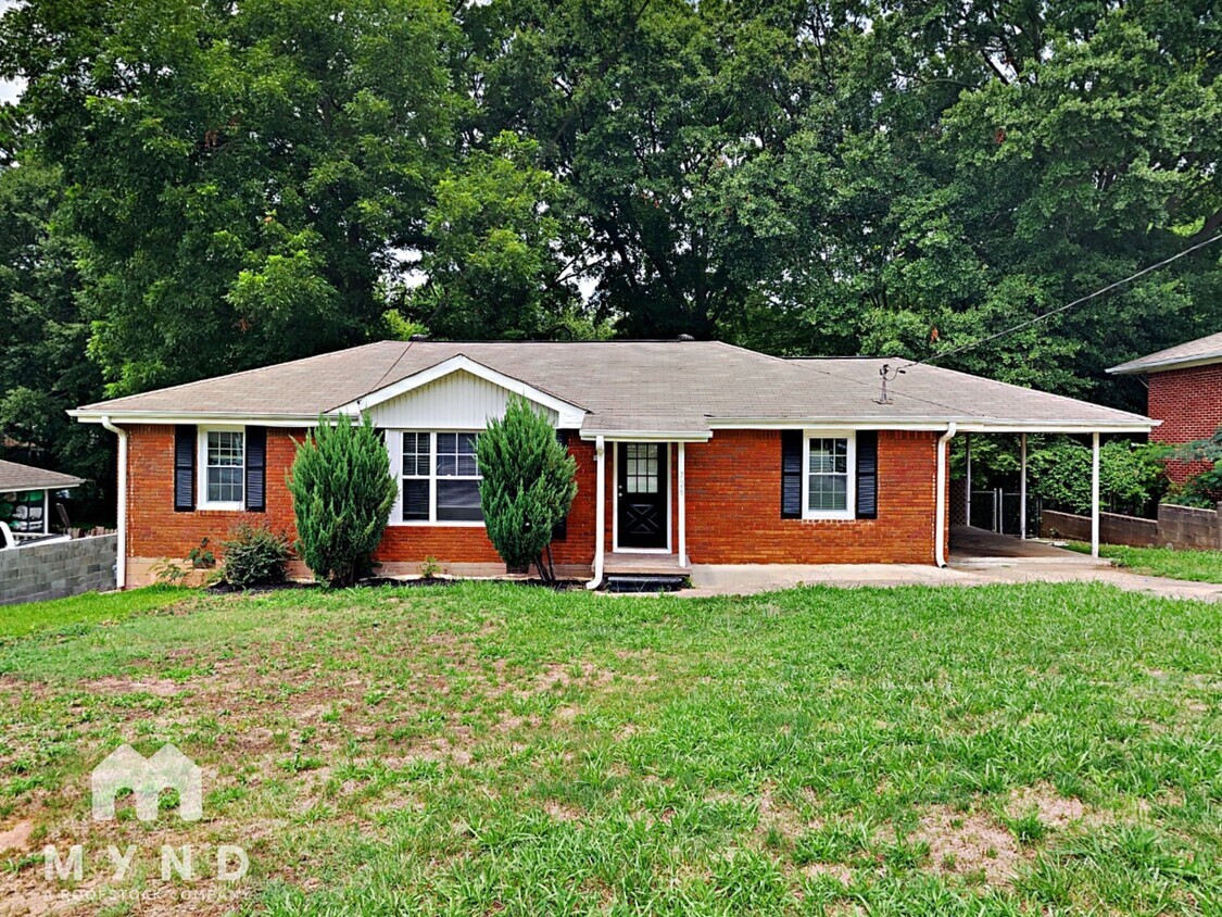Primary Photo - 726 Pineridge Rd