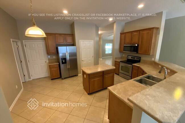 Building Photo - 744 S Heritage Creek Way