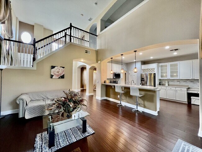 Foto del edificio - "Golf Course Living! Spacious 3-Bed, 2.5-Bath Home with 2,829 Sq Ft at The Oaks"