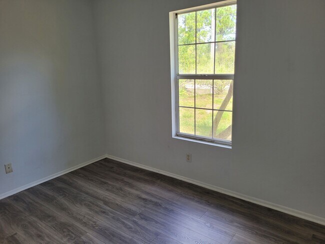 Bedroom - 2725 4th St SW