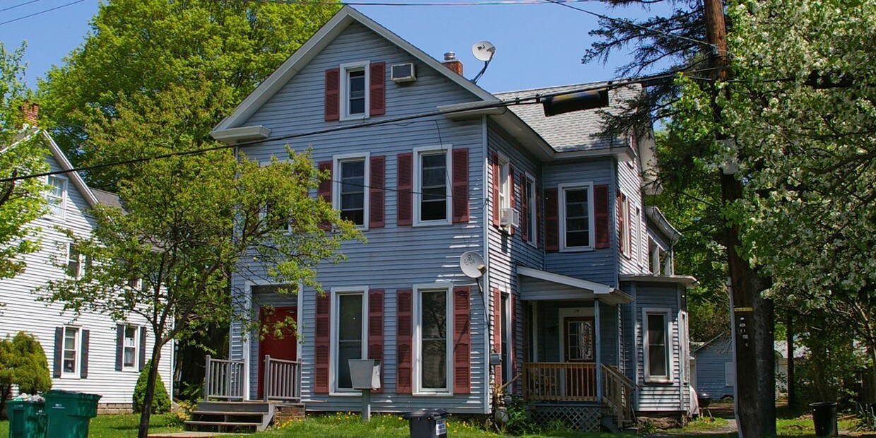 Primary Photo - 74 Broad St