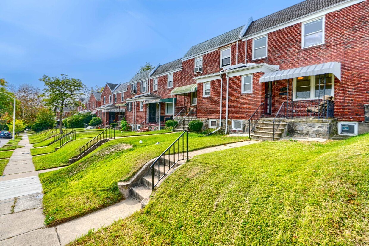 Foto principal - 2716 N Longwood St