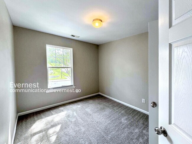 Foto del edificio - 11237 Lofty Heights Pl