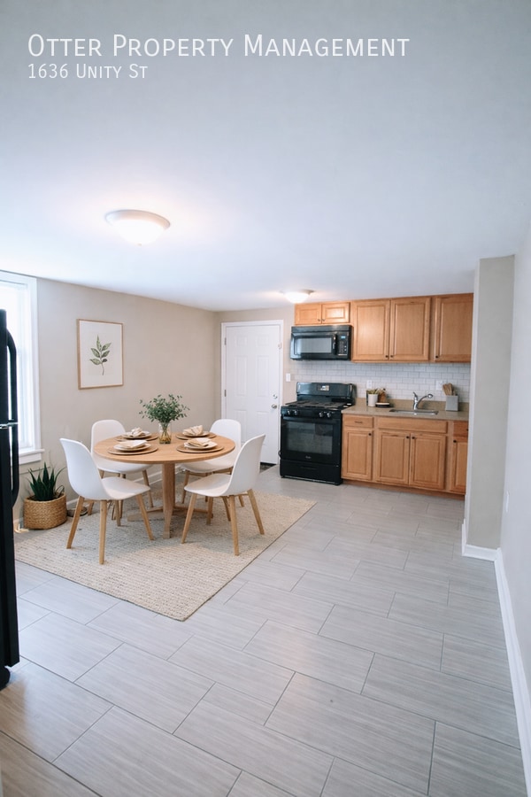 Photo - 1636 Unity St House