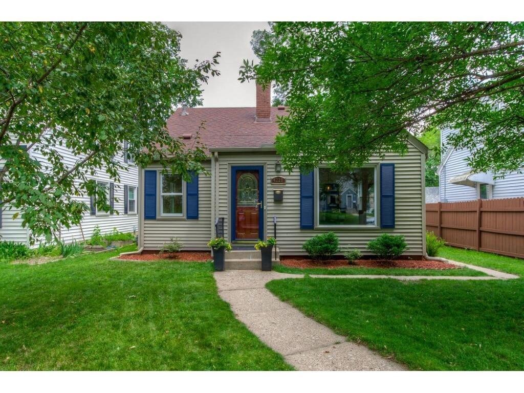 Primary Photo - 4229 Utica Ave S