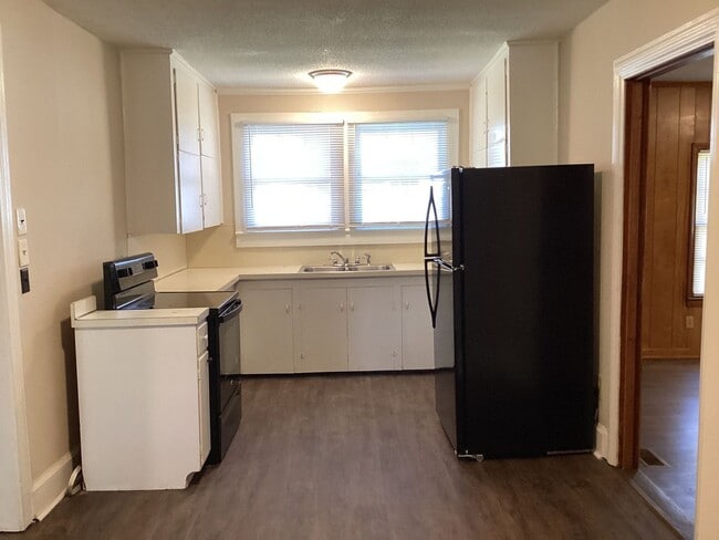 Foto del edificio - 3 Bedroom RANCH!! ***$200 FREE GROCERIES***