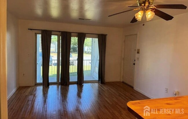 Building Photo - 314 Edpas Rd