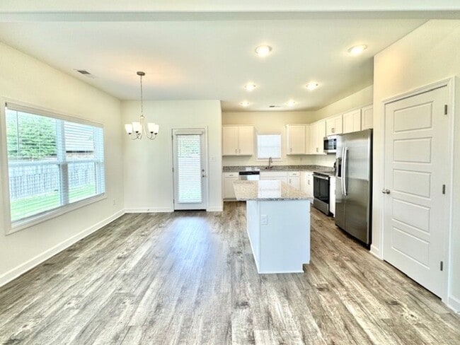 Building Photo - Now Leasing a newly built 4 bedroom 2.5 ba...