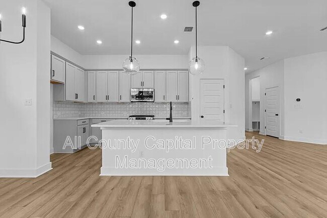 Foto del edificio - 217 Flowering Senna Dr