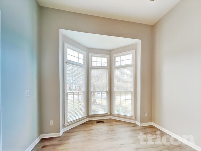 Foto del edificio - 1660 Rosemist Trail