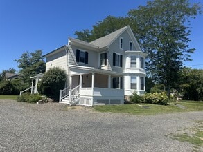 Building Photo - 2380 Street Rd