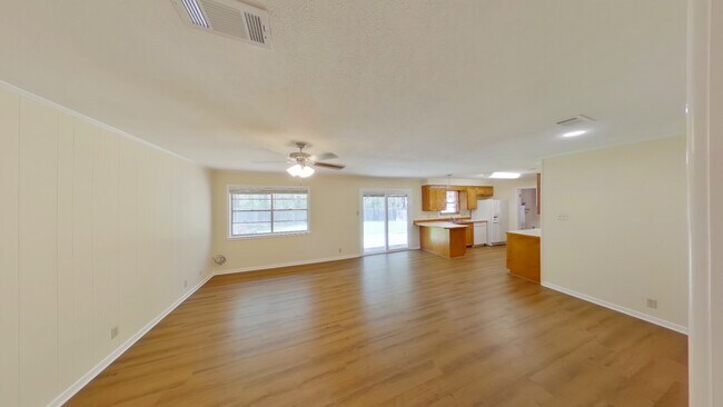 Building Photo - 416 Cavite Pl
