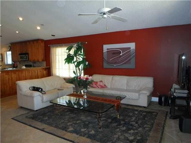 Foto principal - 4170 NW 6th St