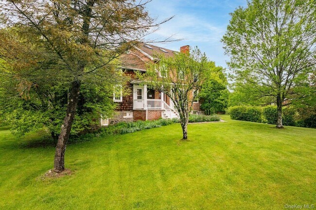 Foto del edificio - 831 County Route 12