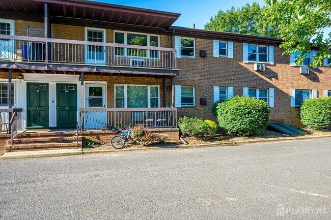 Foto del edificio - 55 Gill Ln