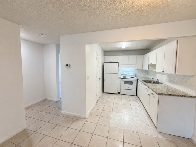 Foto del edificio - 500 NW 35th St