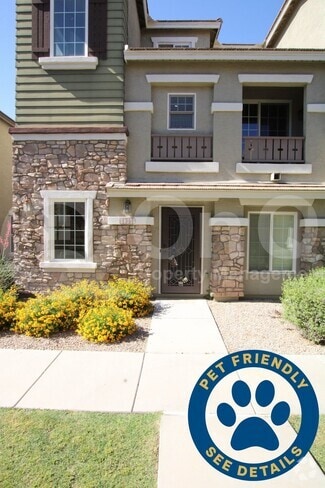 Building Photo - 1366 S Sabino Dr