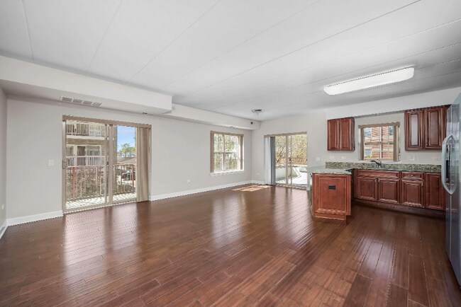 Foto del edificio - 6636 W 65th St