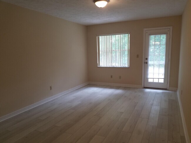 Foto del edificio - 10449 SW 85th Ct