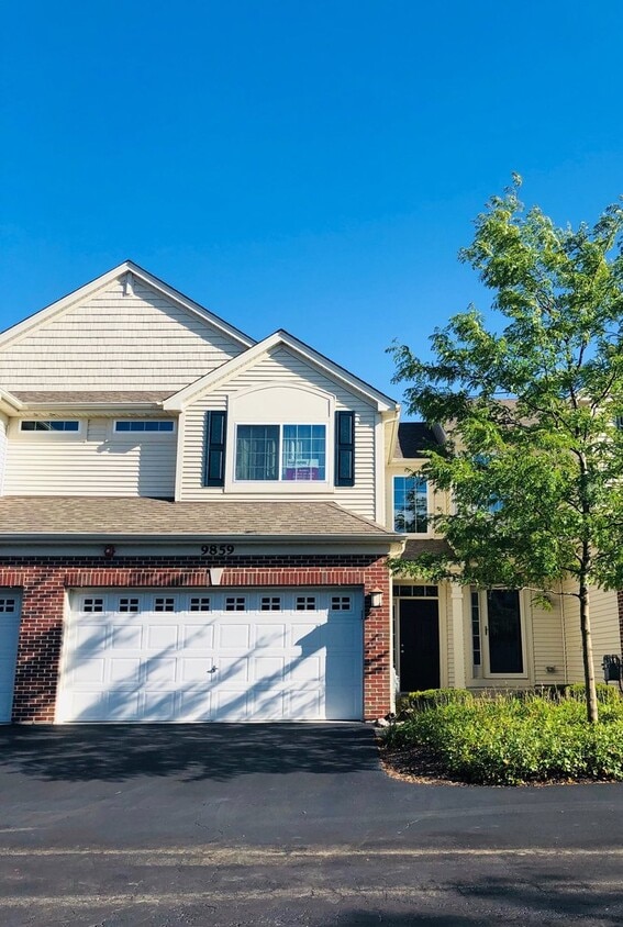 Foto principal - 9859 Williams Dr