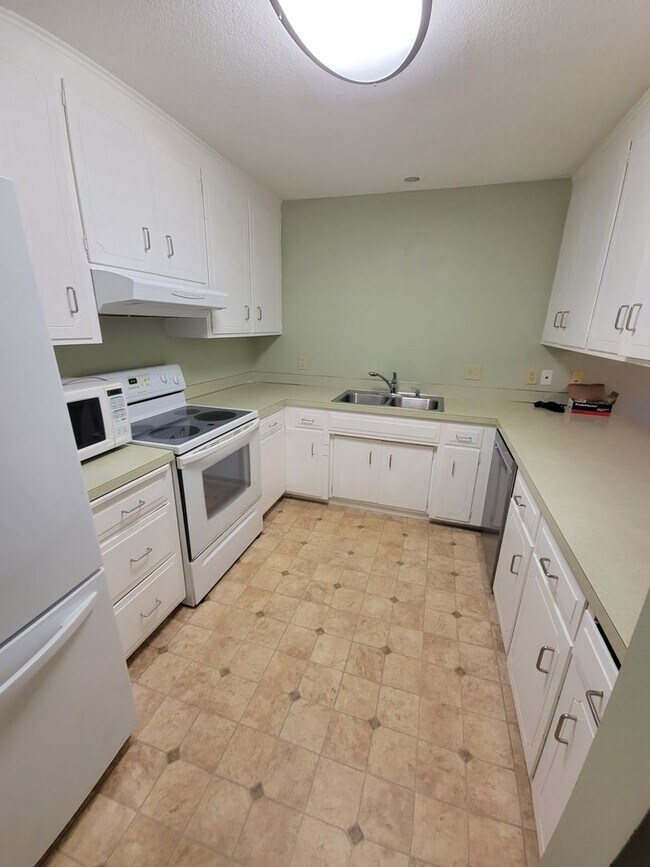 Building Photo - 2 br, 2 bath House - 1708 Archer Ct,