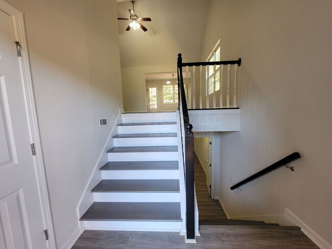 Foto del edificio - 120 Buddy Blvd