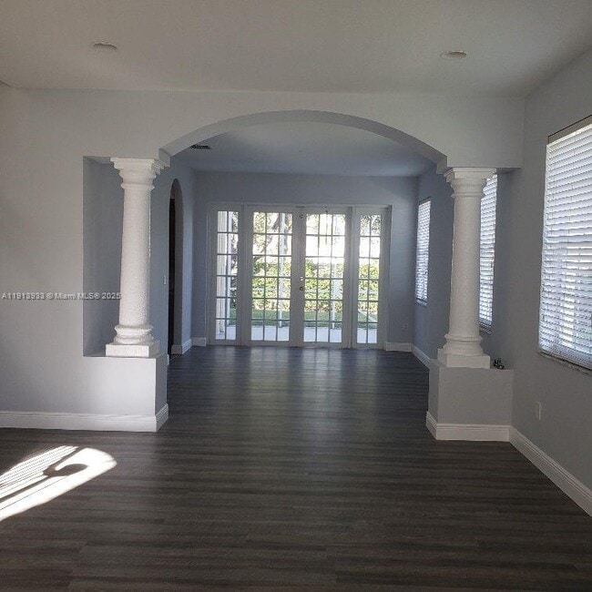 Foto del edificio - 6506 Marbletree Ln