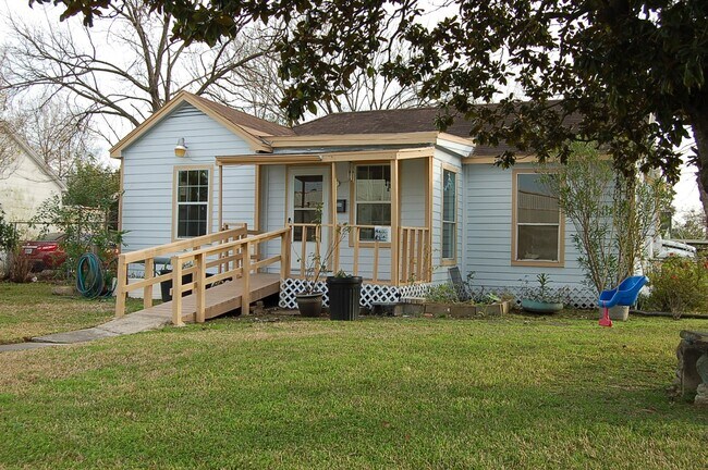 Foto del edificio - 7304 Kinney St