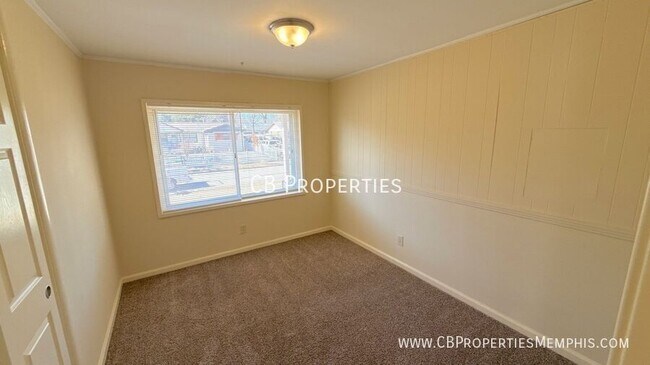 Foto del edificio - 1892 Capri Rd