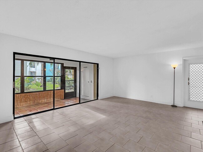 Foto del edificio - 524 Osprey Dr