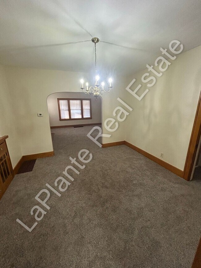 Foto del edificio - 1439 Vassar Dr