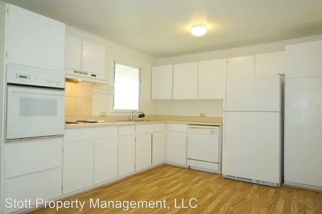 Building Photo - 3 br, 2 bath House - 1214 Hele St.
