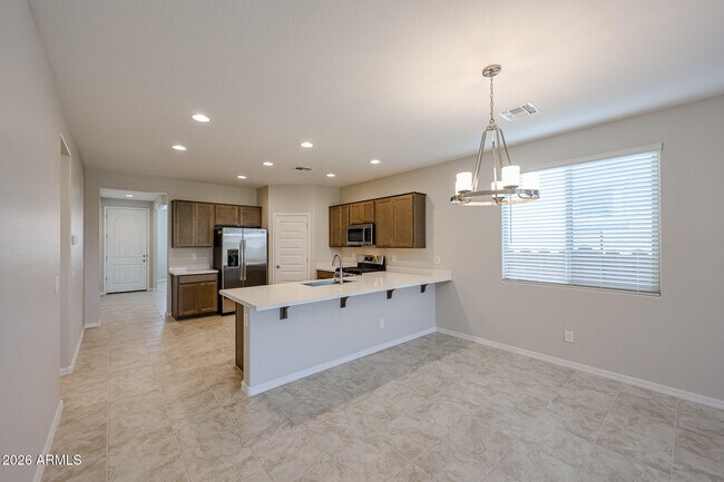 Foto del edificio - 5019 N 87th Dr