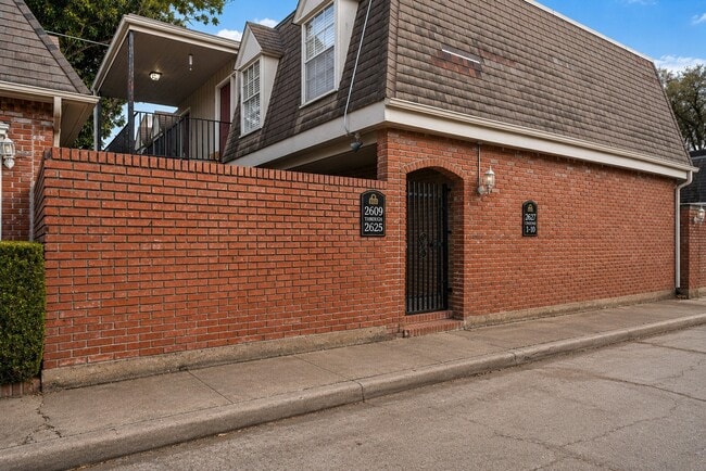 Foto del edificio - 2615 Marilee Ln