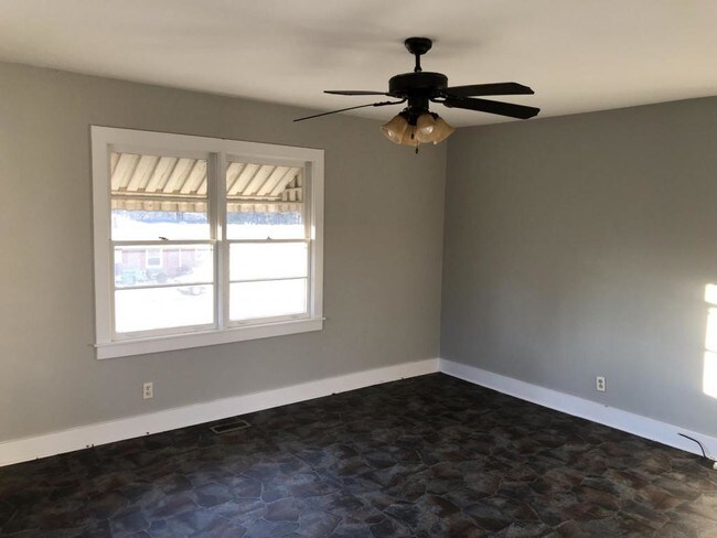 Foto del edificio - 406 Wind Ave NW