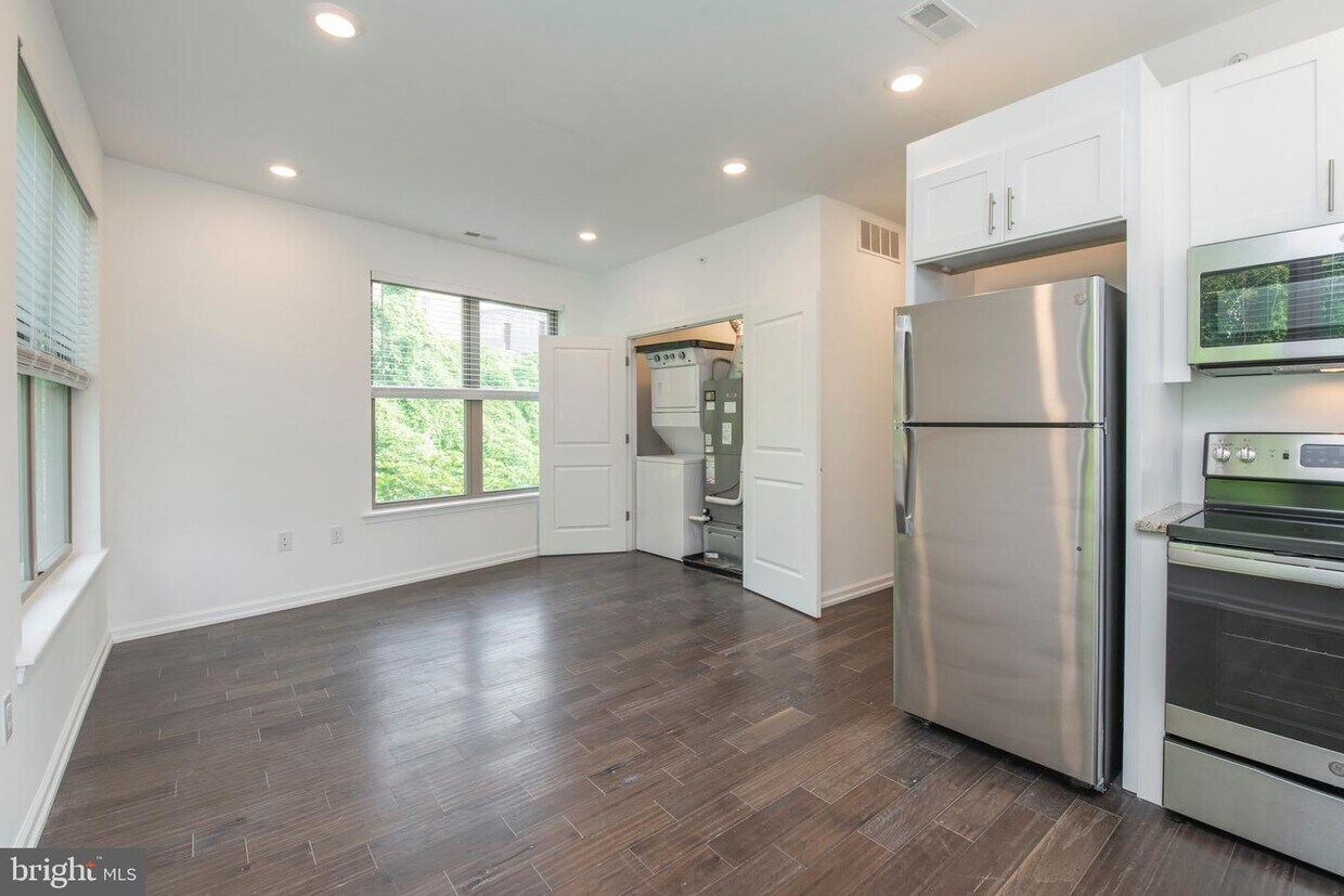 Foto principal - 641 Green Ln