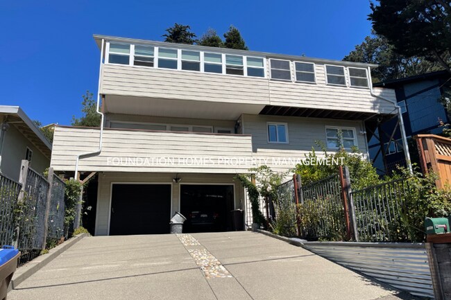 Foto del edificio - Remodeled 2BD/1BA Strawberry Village Duple...