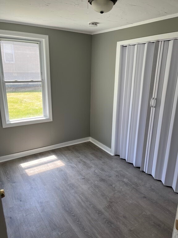 Building Photo - 15 5th Ave