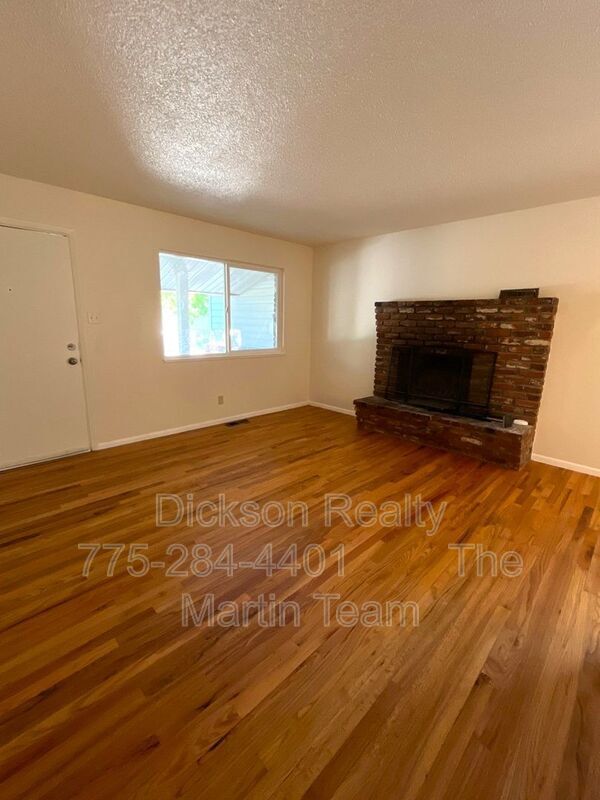 Building Photo - 3560 Yosemite Pl