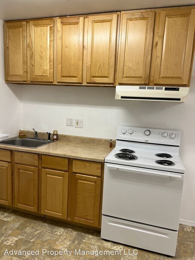 Foto del edificio - 1 br, 1 bath House - 525 EZY Drive  #A