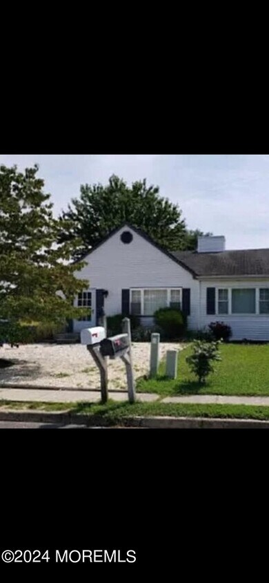 Primary Photo - 2045 Lamplighter Dr