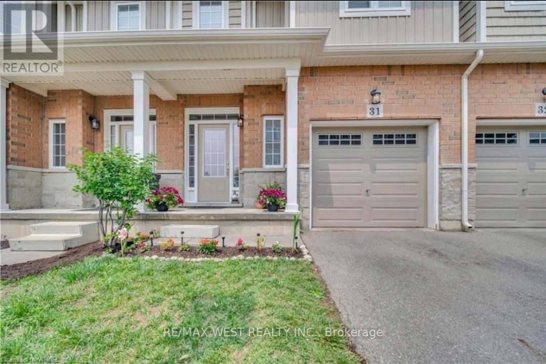 Primary Photo - 100-100 Chester Dr