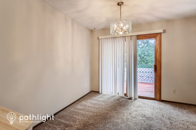 Foto del edificio - 11136 Xavier Rd, Bloomington, MN 55437