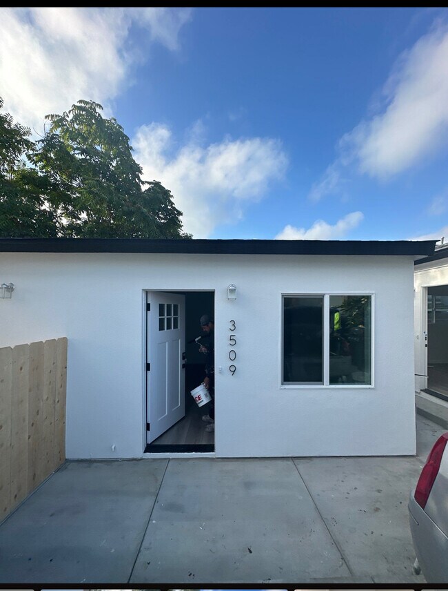 Foto del edificio - 3509 K St