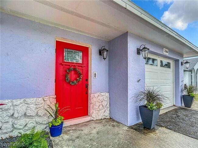 Foto del edificio - 244 Willowick Dr