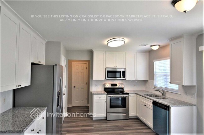Building Photo - 3123 Old Ironside Dr