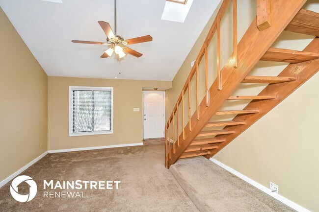 Foto del edificio - 2808 Six Mile Ln