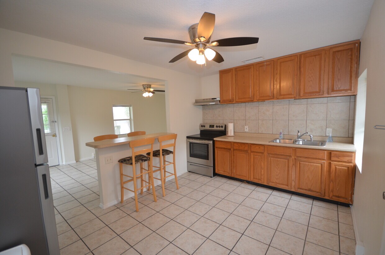 Foto principal - 114 6th Ave S